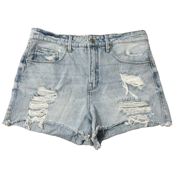 Good American Good Vintage Short Distressed size 6/28 - Picture 3 of 5
